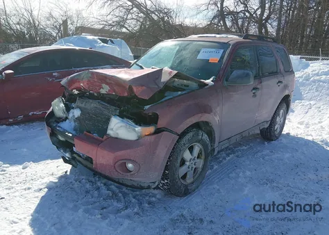 2012 Ford Escape Xlt z USA, uszkodzony, nr VIN 1FMCU9DG1CKC04372